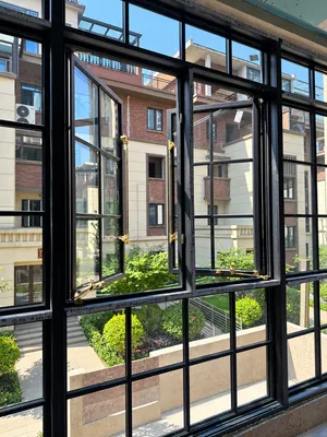 CW07 · Black — Paired opening sashes · upper transom
