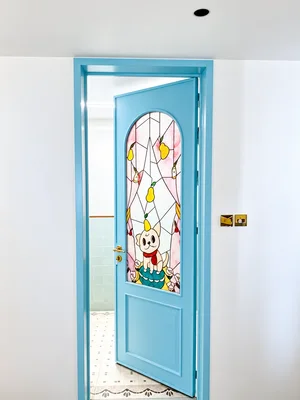 DG07 · Turquoise blue — Arched insert · decorative coloured glass